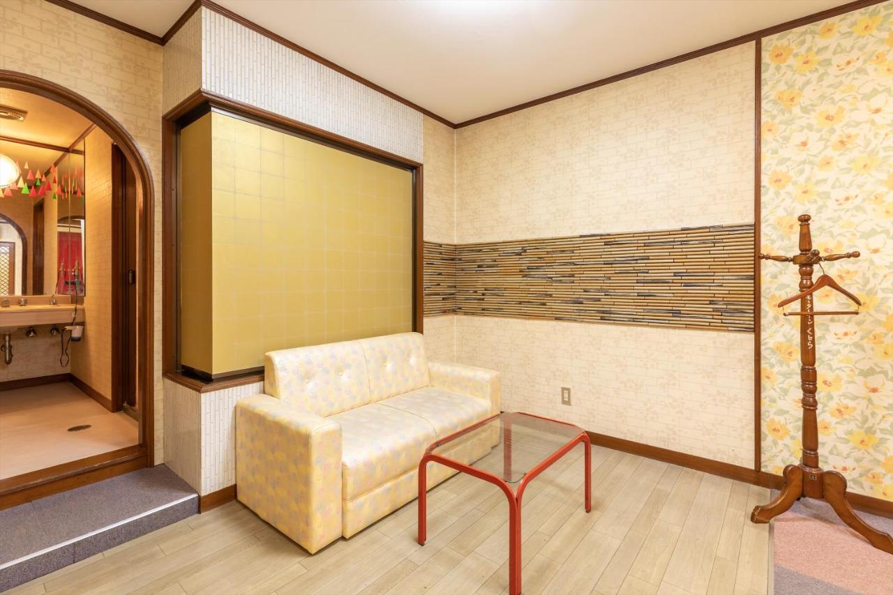 Oyo Hotel Tatsuyoshi Sennan Misakimachi Tannowa Екстериор снимка