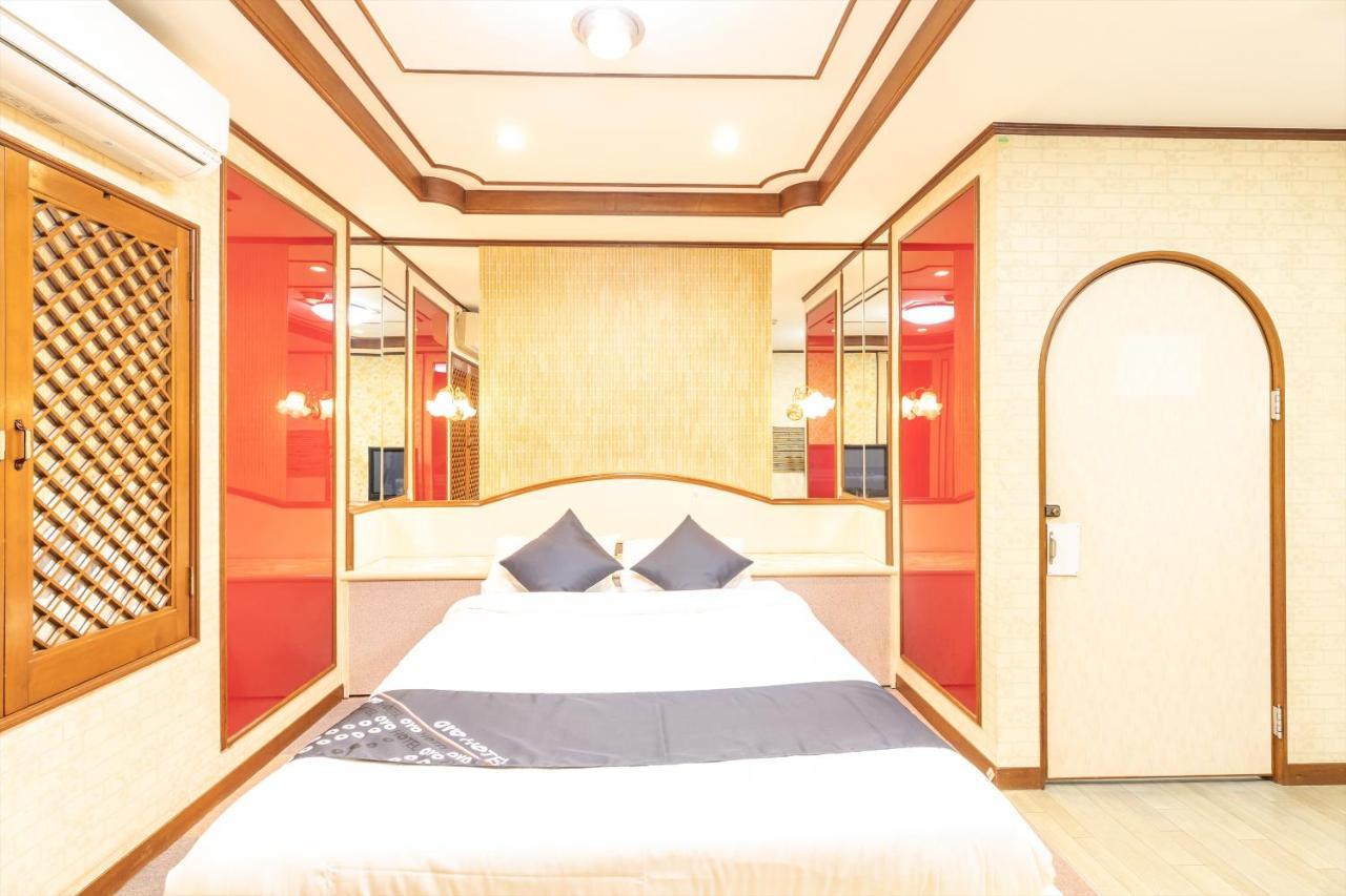 Oyo Hotel Tatsuyoshi Sennan Misakimachi Tannowa Екстериор снимка